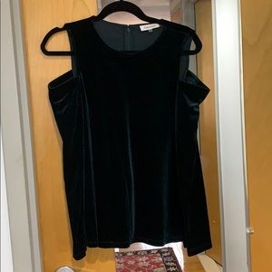 Green velvet cold shoulder